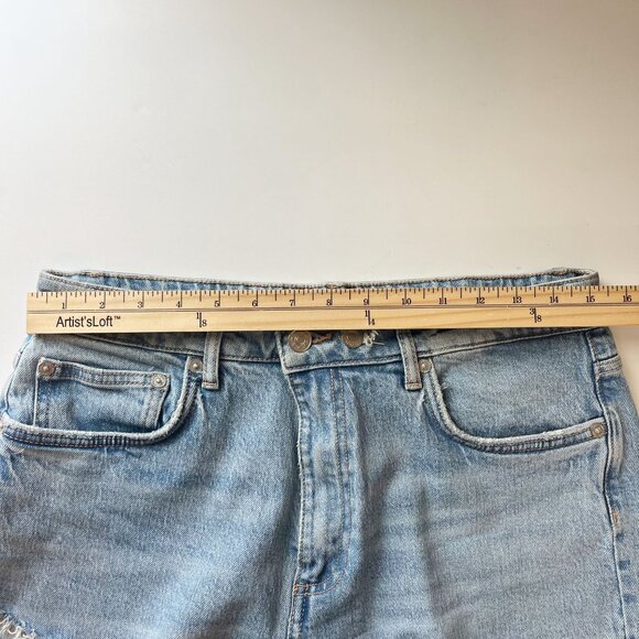 Zara Light Wash Denim High Rise Cut Off Shorts Frayed Hem - Size 10 - Picture 4 of 6